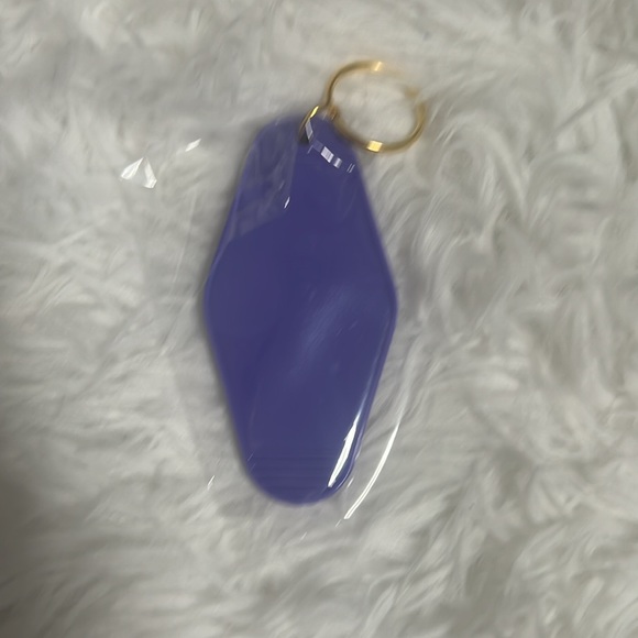 Taylor Swift Key Chains: I polish up real nice - Picture 3 of 3